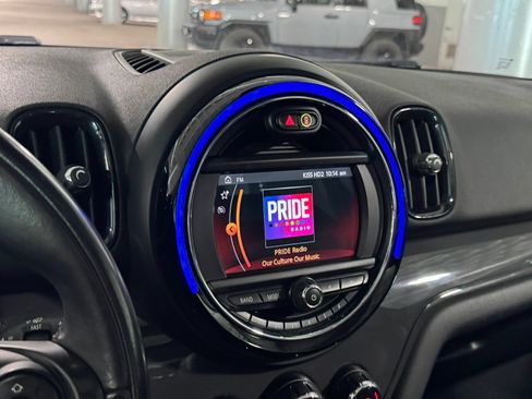 Used 2020 MINI Cooper Countryman FWD image 22
