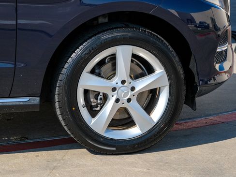 Used 2017 Mercedes-Benz GLE 350 w/ Premium 1 Package image 53