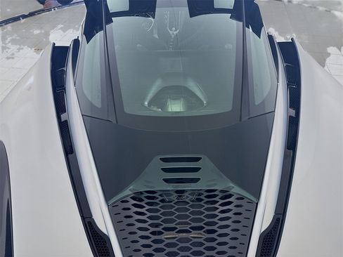 Used 2024 McLaren 750S image 24