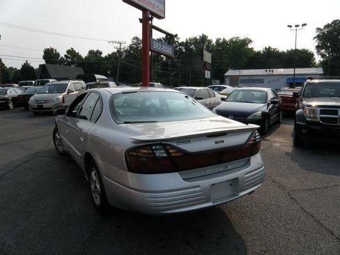 Used 2002 Pontiac Bonneville SE w/ 1SC Opt Pkg image 5
