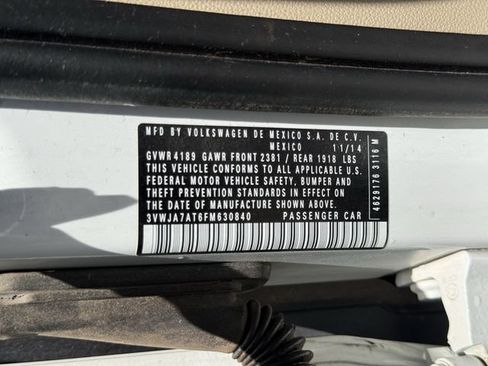 Used 2015 Volkswagen Beetle TDI FWD image 30