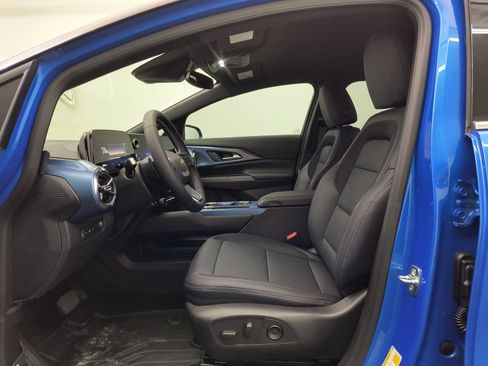 New 2026 Chevrolet Equinox EV LT w/ LPO, All-Weather Mat Package AWD/4WD image 5