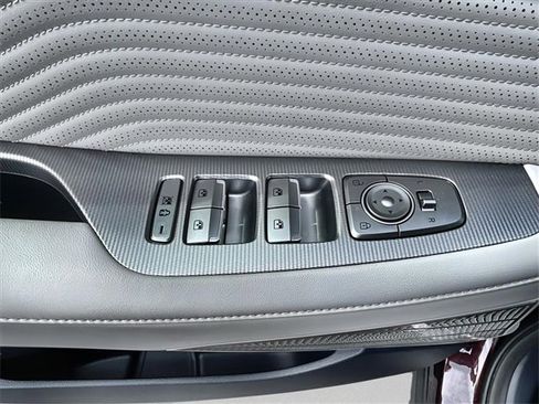 Used 2025 Hyundai Palisade Calligraphy image 11