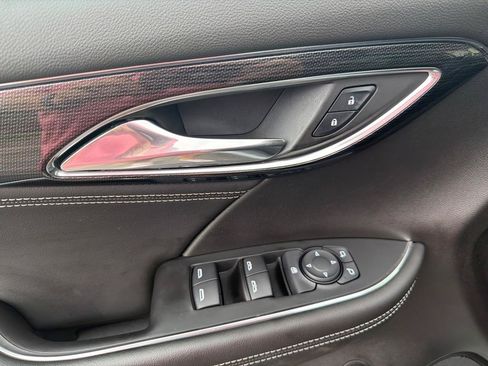 Used 2023 Buick Envision Preferred AWD/4WD image 11