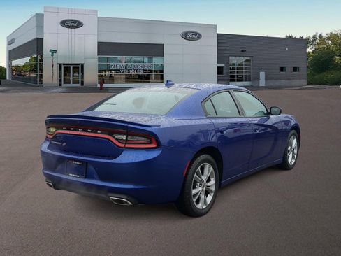 Used 2020 Dodge Charger SXT w/ Cold Weather Package image 11