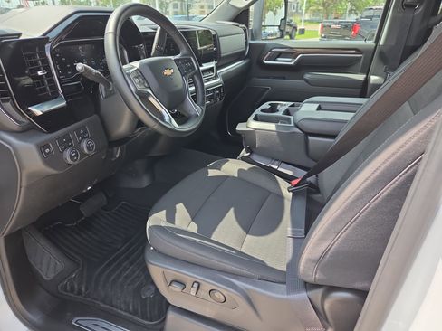 New 2025 Chevrolet Silverado 2500 LT w/ Convenience Package AWD/4WD image 14