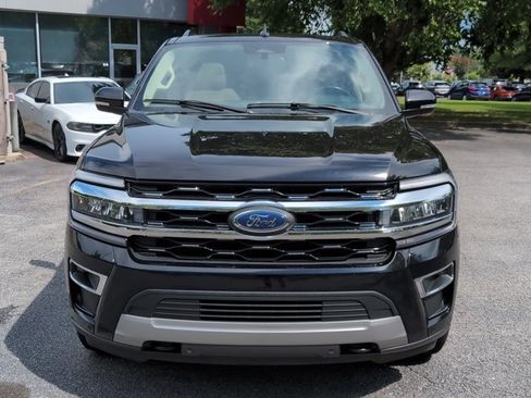 Used 2023 Ford Expedition Max Limited AWD/4WD image 2
