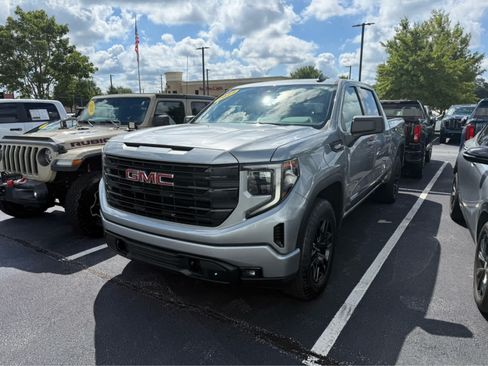 Used 2024 GMC Sierra 1500 Elevation AWD/4WD image 1