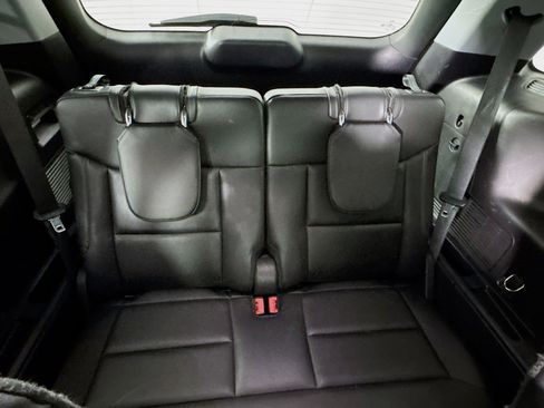 Used 2022 Ford Explorer XLT w/ Equipment Group 202A AWD/4WD image 29