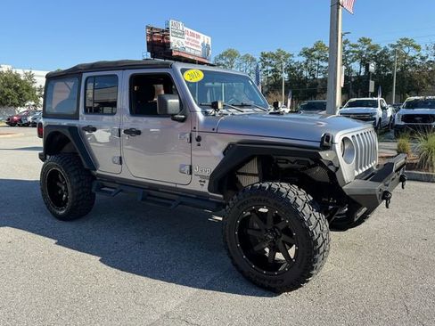 Used 2018 Jeep Wrangler Unlimited Sport S image 12