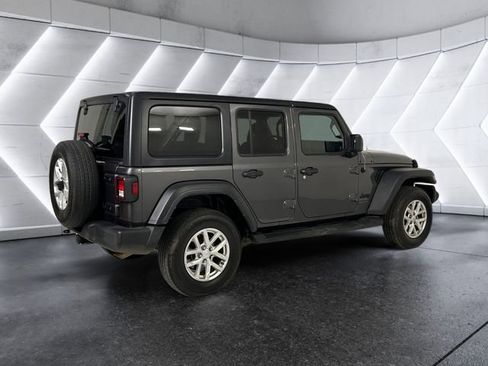 Used 2023 Jeep Wrangler Sport S image 4
