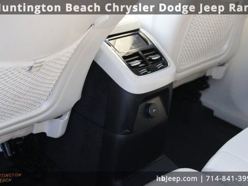 Used 2021 Volvo XC90 T8 Inscription Expression w/ Protection Package Premier image 34