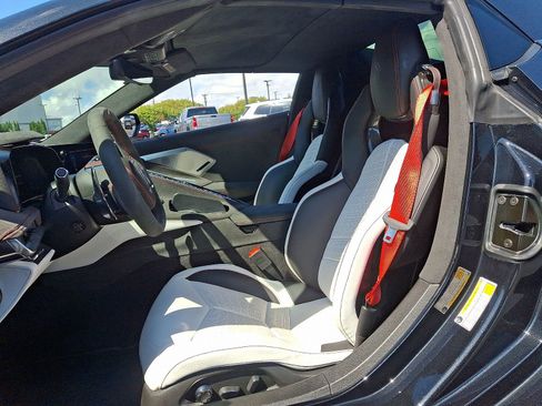 Used 2023 Chevrolet Corvette Stingray Premium Conv w/ Z51 Performance Package image 14