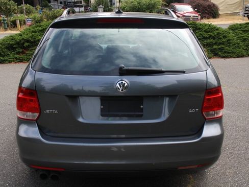 Used 2009 Volkswagen Jetta SEL FWD image 11