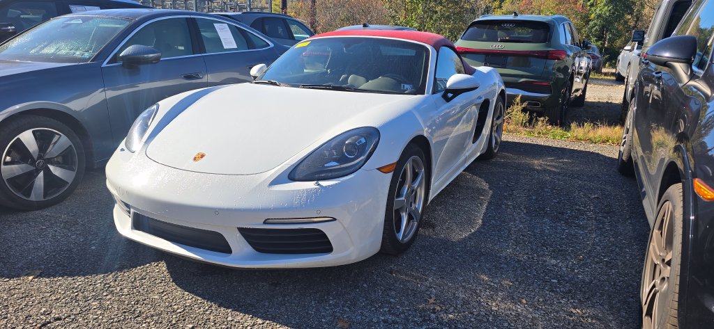 Certified 2023 Porsche 718 Boxster RWD image 1