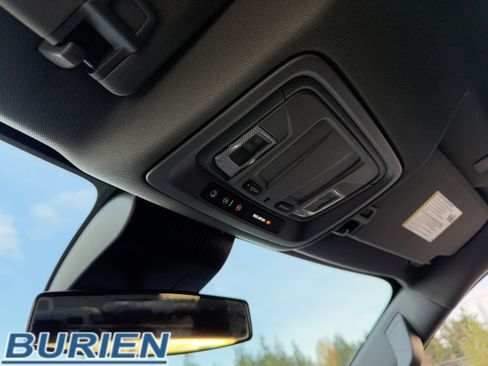 Used 2024 Chevrolet Silverado 2500 LT image 18