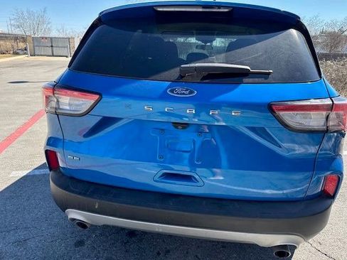 Used 2021 Ford Escape SE FWD image 11