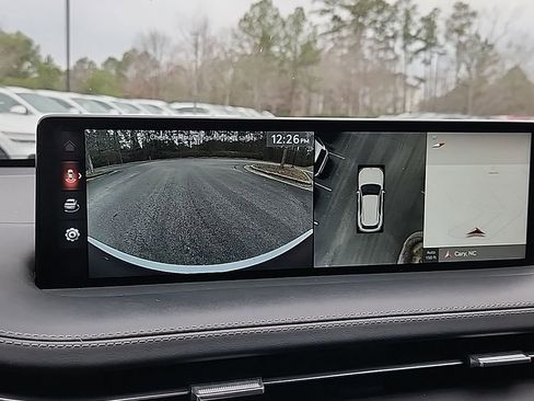 Used 2025 Genesis GV70 3.5T Sport w/ Sport Prestige Package image 15