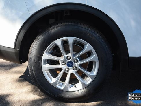 Used 2022 Ford Escape SE w/ Cold Weather Package image 12