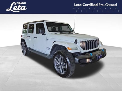Used 2024 Jeep Wrangler Unlimited w/ Convenience Group AWD/4WD image 8