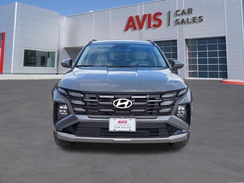 Used 2025 Hyundai Tucson SEL FWD image 2