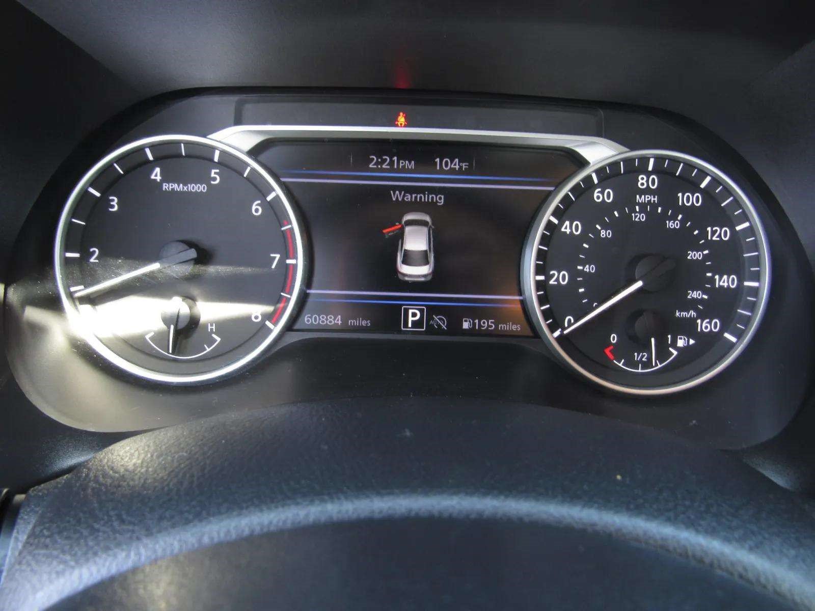 Used 2024 Nissan Sentra SV FWD image 24