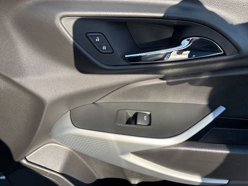 New 2026 Chevrolet Trax LS w/ LS Convenience Package image 30