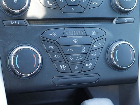 Used 2013 Ford Fusion SE image 11