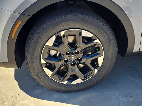 New 2026 Kia Sorento S image 36