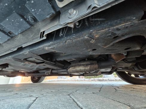 Used 2003 Lincoln Town Car Cartier image 51