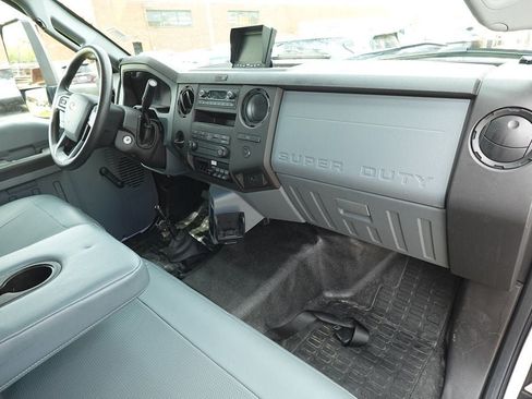 Used 2023 Ford F650 2WD Regular Cab Super Duty image 24
