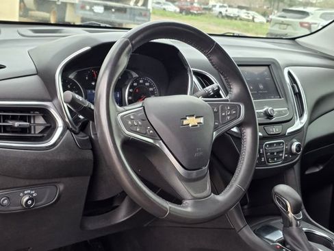 Used 2022 Chevrolet Equinox LT image 22