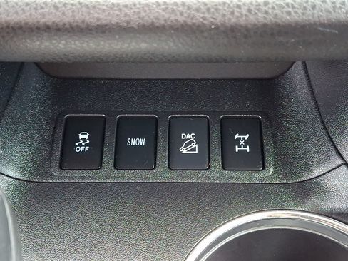 Used 2016 Toyota Highlander XLE AWD/4WD image 27