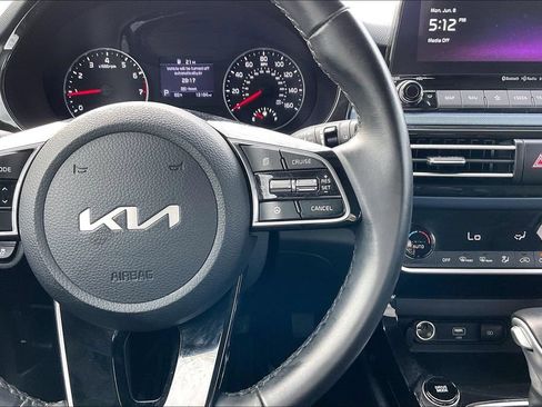 Used 2023 Kia Seltos S w/ Navigation Package FWD image 11