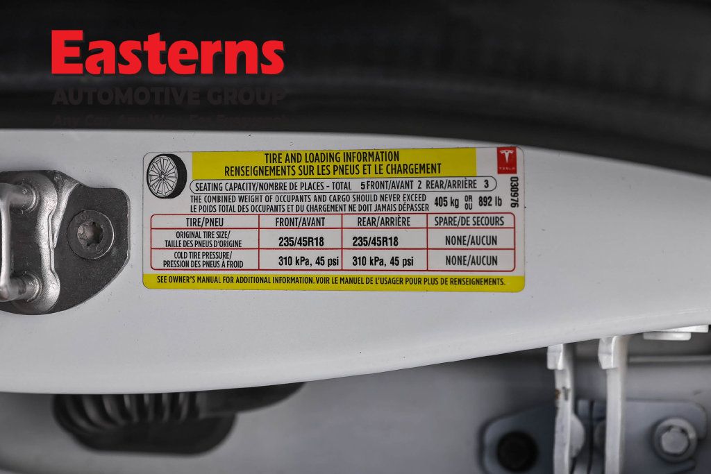 Used 2018 Tesla Model 3 Mid Range RWD image 31
