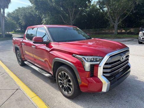 Used 2022 Toyota Tundra Limited RWD image 3