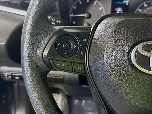 Used 2023 Toyota Corolla LE image 14