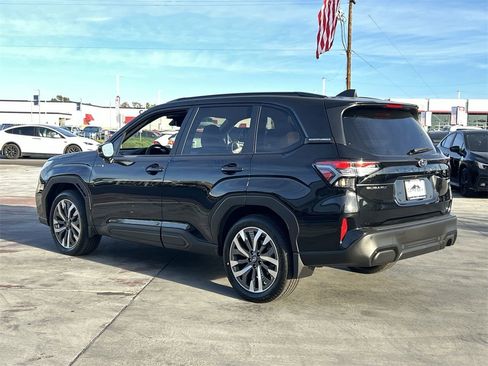 New 2025 Subaru Forester Touring image 4