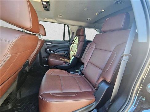 Used 2019 Chevrolet Tahoe Premier w/ Premier Plus Edition image 12