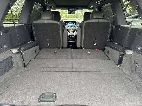 New 2026 Mercedes-Benz GLS 450 4MATIC image 37