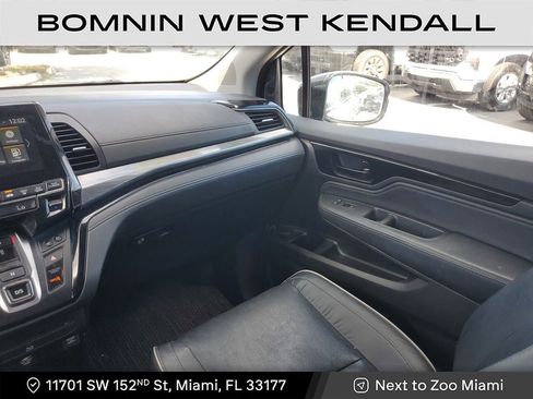 Used 2022 Honda Odyssey Elite image 14