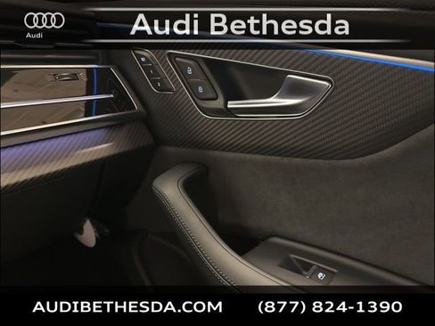 New 2026 Audi RS Q8 performance image 27