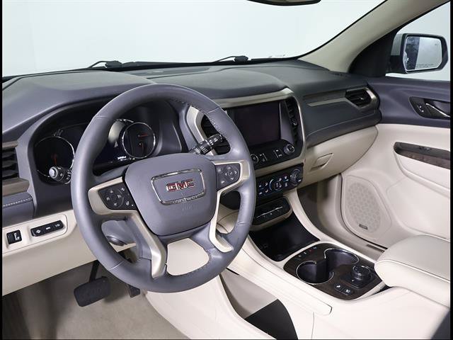 Used 2023 GMC Acadia Denali FWD image 6