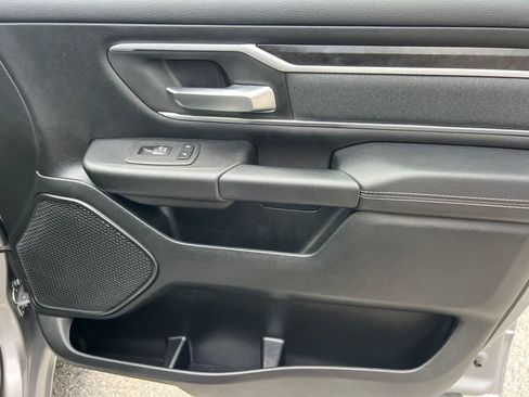 Used 2022 RAM 1500 Big Horn AWD/4WD image 15