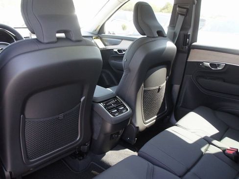 New 2026 Volvo XC90 B6 Plus w/ Protection Package Premier AWD/4WD image 23