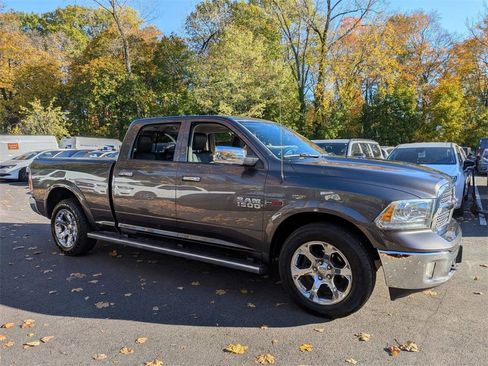 Used 2016 RAM 1500 Laramie w/ Convenience Group image 2
