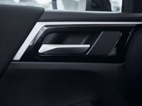 Used 2025 Mitsubishi Outlander ES image 23