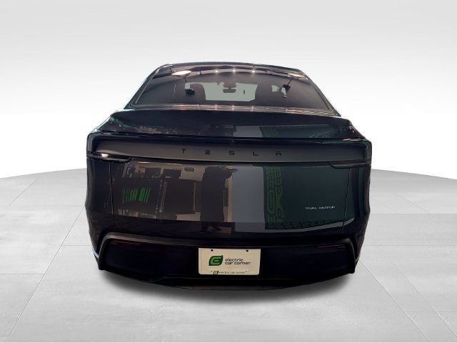 Used 2026 Tesla Model Y Long Range AWD/4WD image 6