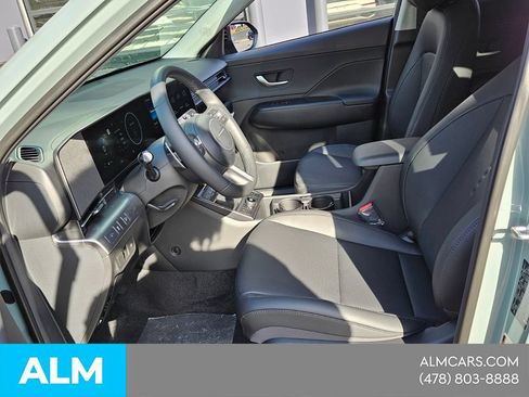 Used 2026 Hyundai Kona SEL Premium FWD image 4