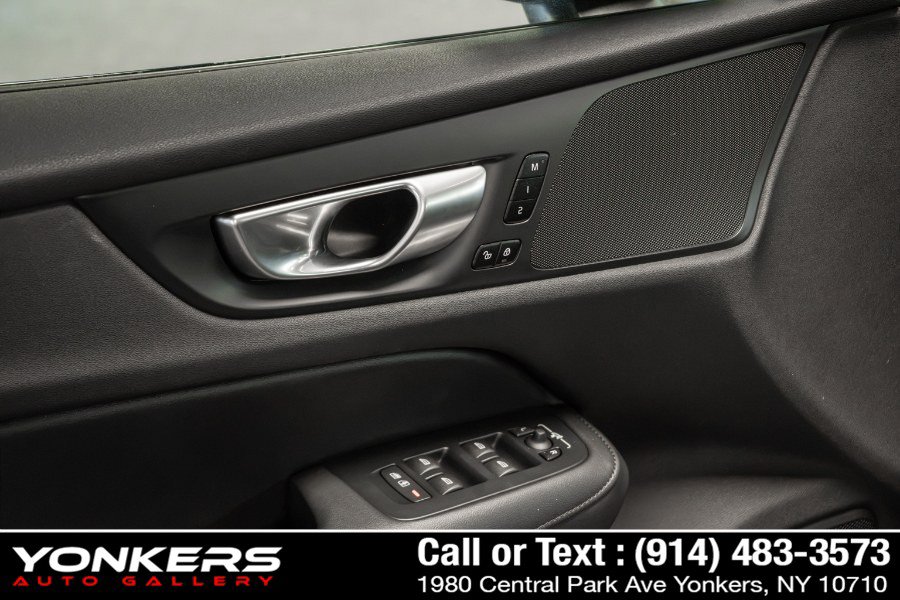 Used 2025 Volvo S60 T8 Plus AWD/4WD image 13